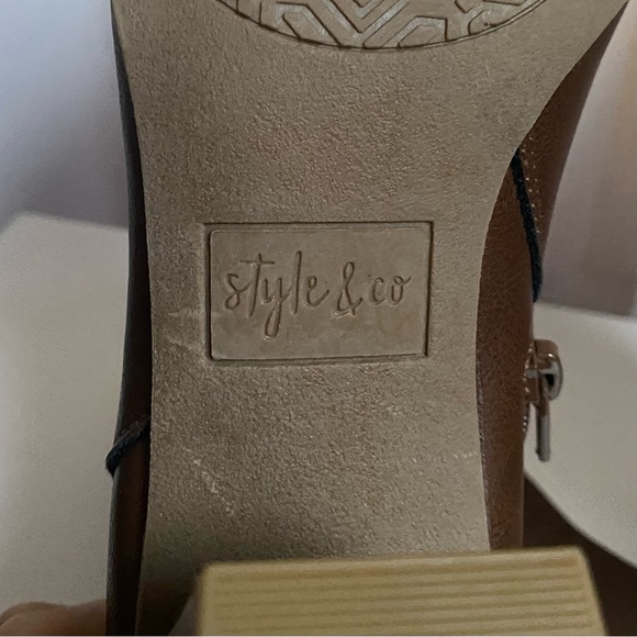 Brown Leather Ankle Boot Heels US 8 - Picture 5 of 6